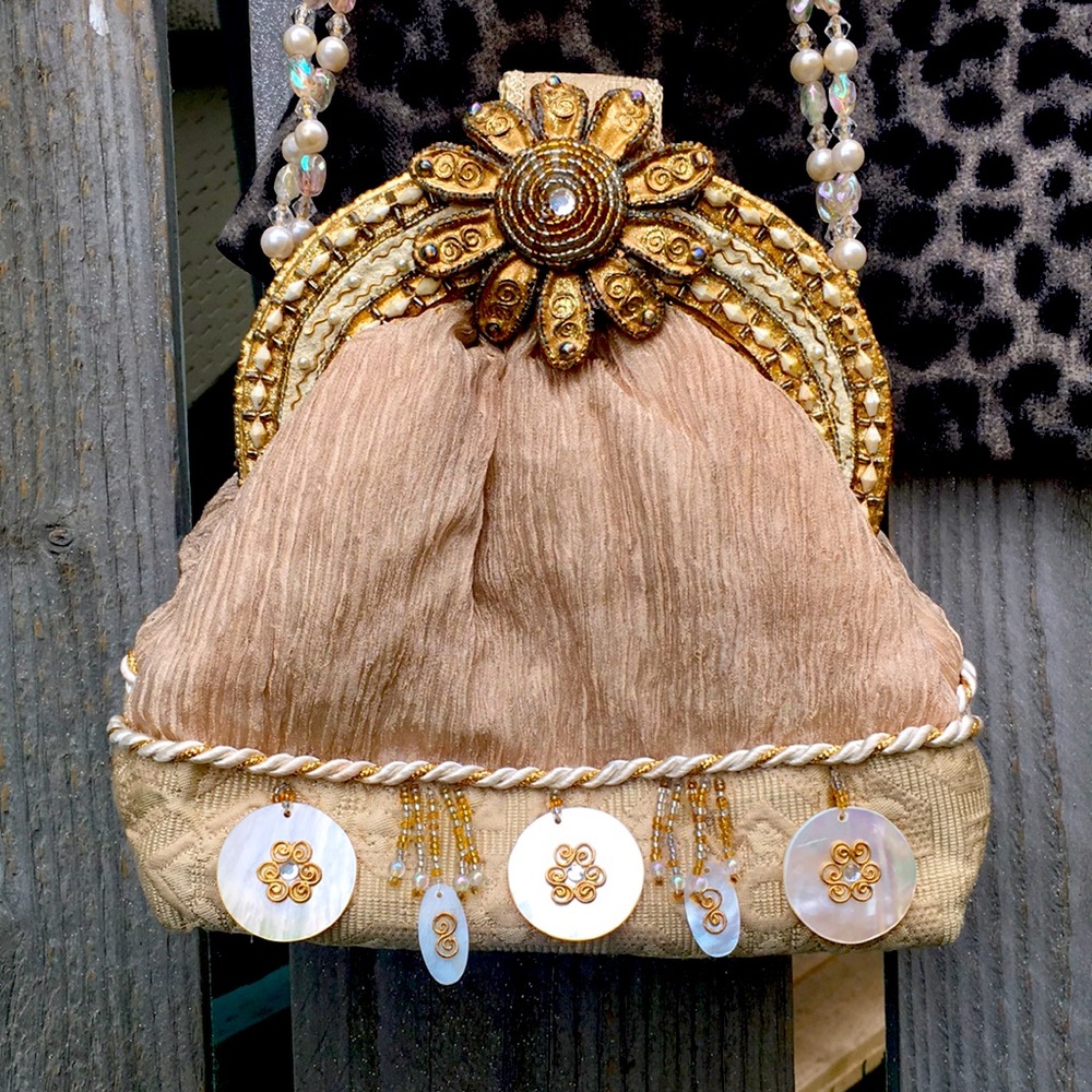 Mary Frances Gold Handbag Purse vintage - Picture 2 of 16